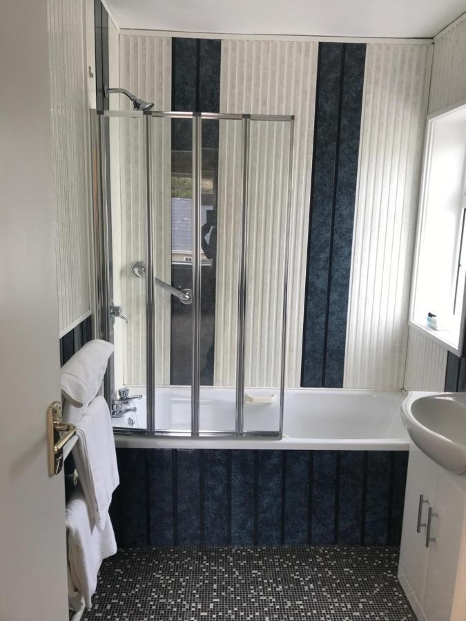 Kielty'S Of Kerry Bed And Breakfast Уотървил Екстериор снимка