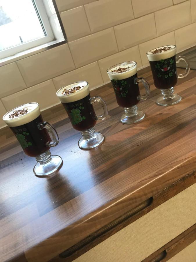 Kielty'S Of Kerry Bed And Breakfast Уотървил Екстериор снимка