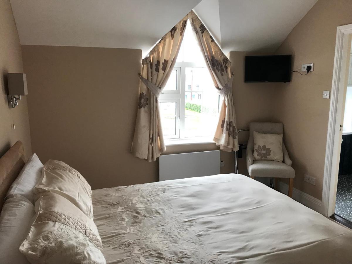 Kielty'S Of Kerry Bed And Breakfast Уотървил Екстериор снимка